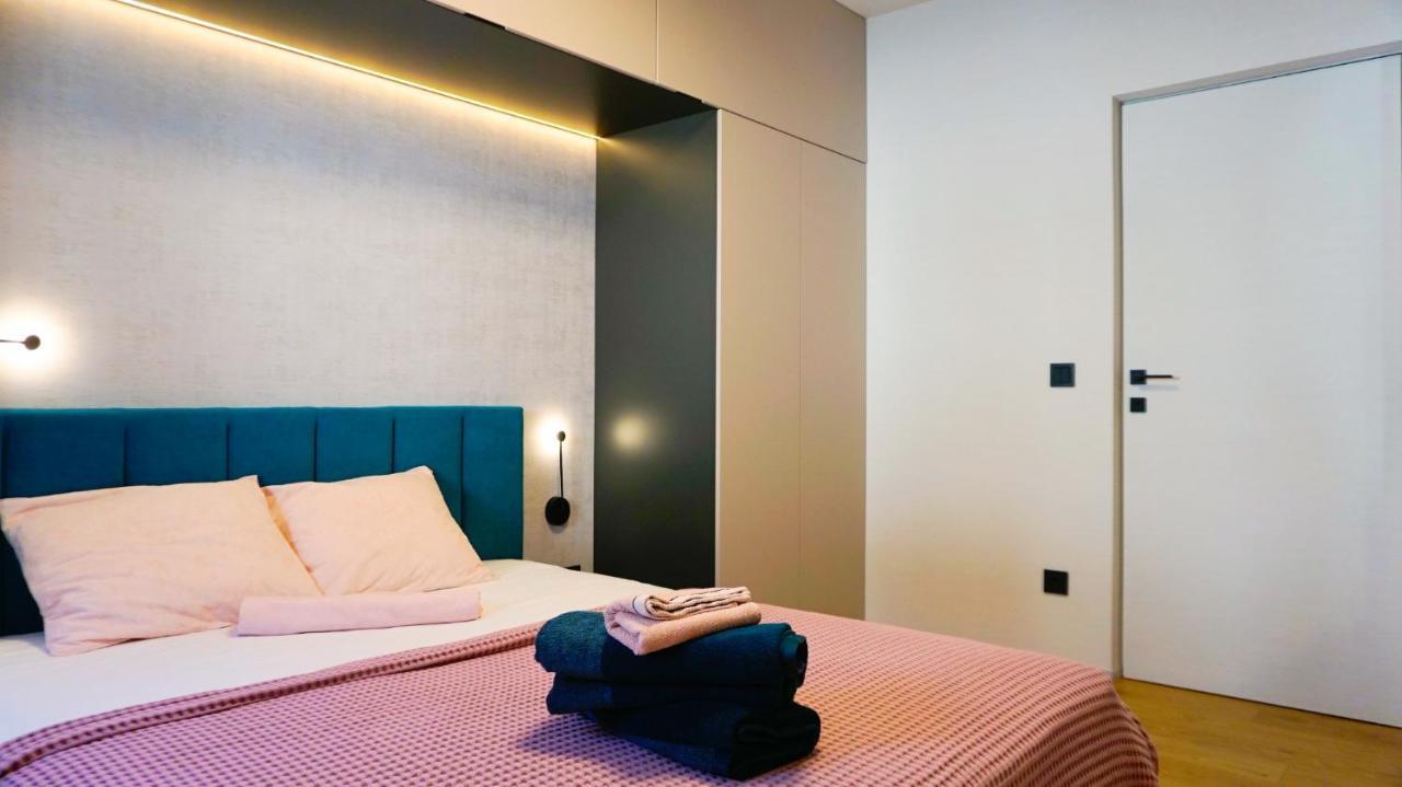 Апартамент Жасмин С Частен Гараж - Jasmin Apartment With Private Garage Varna Exteriér fotografie